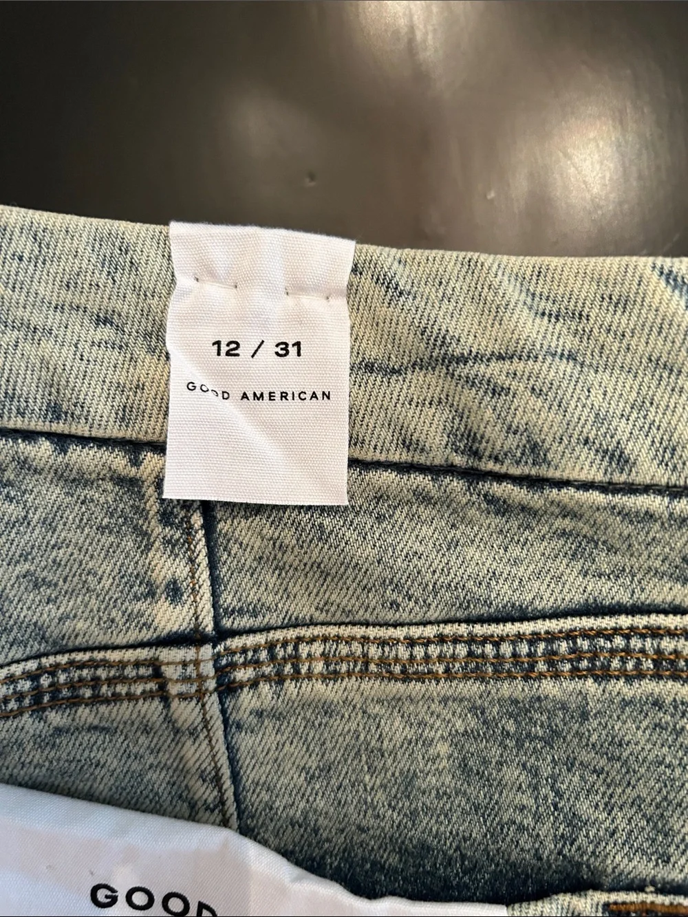 Good American Light Wash High-Rise Mom Jeans NWT